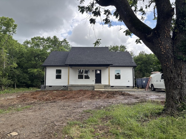 615 6th Ave N, Lewisburg, TN 37091 - view of front facade with crawl space and roof with shingles