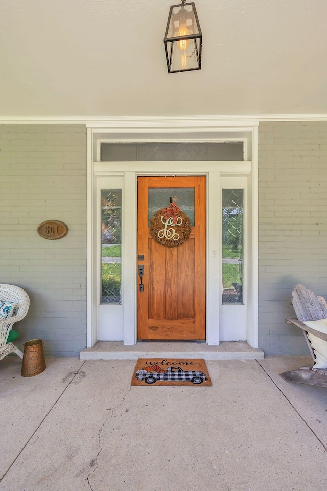601 N Main St, Mount Pleasant, TN 38474 - property entrance featuring brick siding