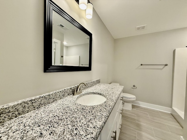 5608 Maples Retreat Dr, Murfreesboro, TN 37127 - full bathroom with baseboards, vanity, toilet, and a shower