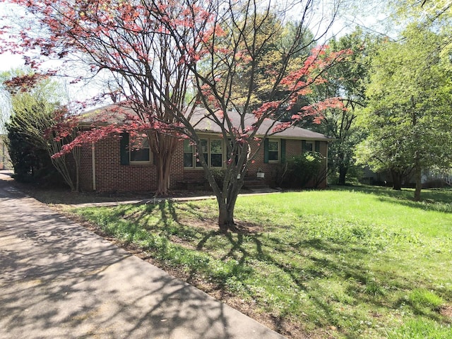 811 Cumberland Dr, Winchester, TN 37398 - photo 1
