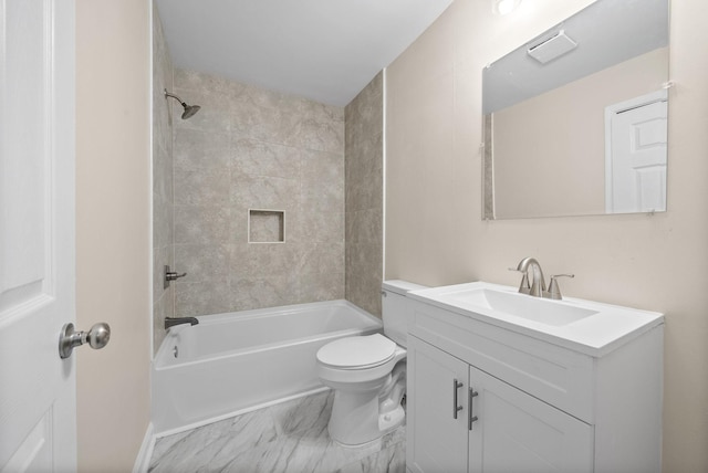 2505 Buckner Dr, Hopkinsville, KY 42240 - full bathroom with vanity, toilet, and shower / bath combination