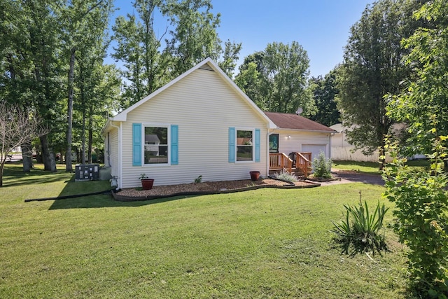 445 Belinda Pkwy, Mount Juliet, TN 37122 - view of front of home with a front lawn and driveway