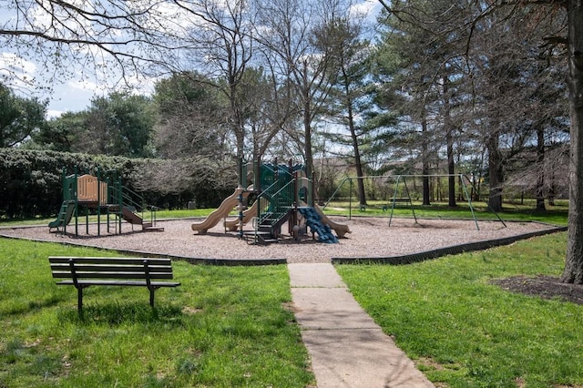 1300 Wentworth Dr, Gallatin, TN 37066 - community jungle gym with a yard