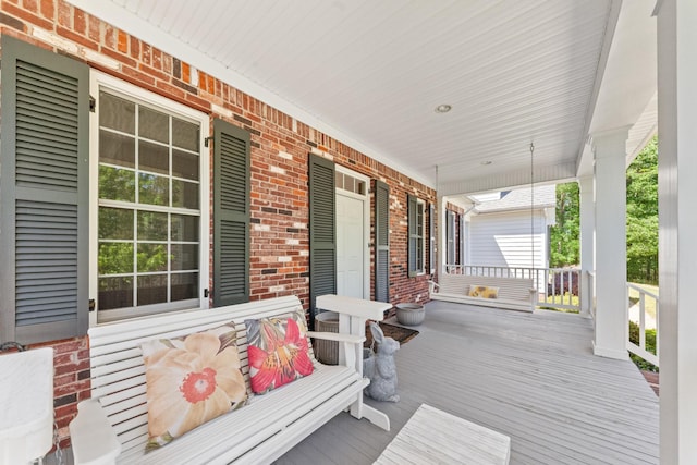 15687 Columbia Hwy, Lynnville, TN 38472 - view of porch