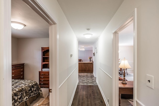435 Richland Cir, Gallatin, TN 37066 - hall with dark wood-style flooring
