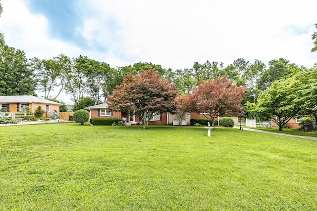 435 Richland Cir, Gallatin, TN 37066 - view of front of property featuring brick siding