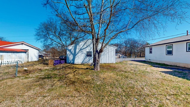 121 Highland St, La Vergne, TN 37086 - view of yard featuring an outdoor structure