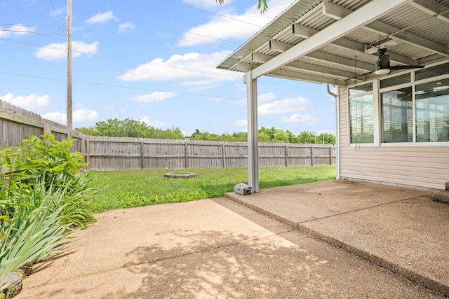 108 Agee Cir W, Hendersonville, TN 37075 - view of patio featuring a ceiling fan