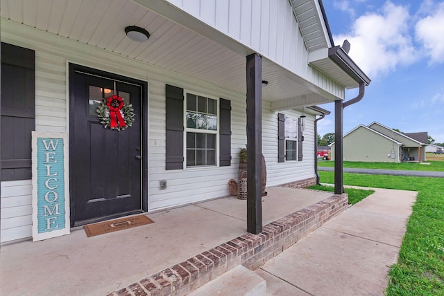 241 Holly Grove Rd, Lewisburg, TN 37091 - property entrance with covered porch