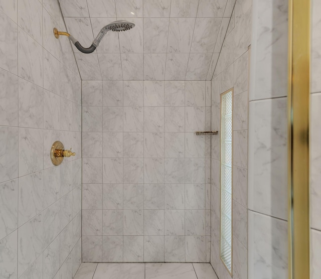 113 Middleton Cir, Nashville, TN 37215 - full bath featuring a tile shower