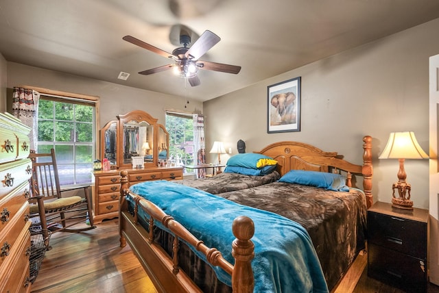 525 Inver Ln, Clarksville, TN 37042 - bedroom featuring hardwood / wood-style flooring and ceiling fan