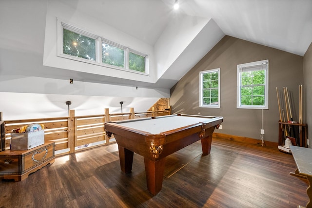 525 Inver Ln, Clarksville, TN 37042 - playroom featuring wood finished floors, pool table, vaulted ceiling, and baseboards