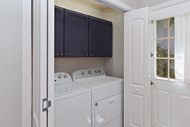 600 Riverview Dr, Franklin, TN 37064 - washroom with washing machine and clothes dryer and cabinet space