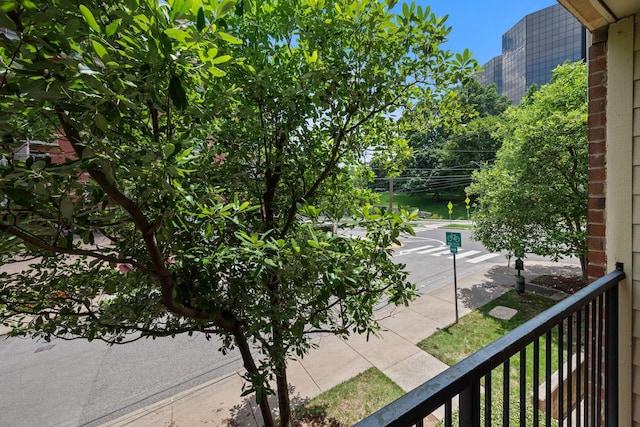 116 31st Ave N Unit 104, Nashville, TN 37203 - view of balcony