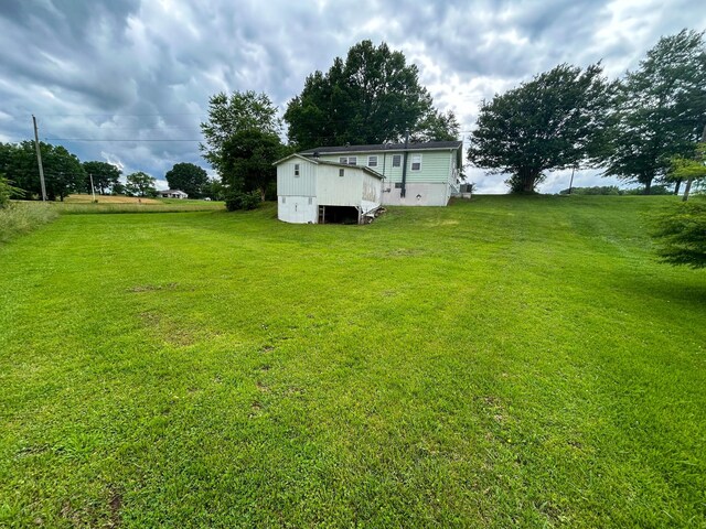 72 Allen Ln, Huntingdon, TN 38344 - view of green lawn