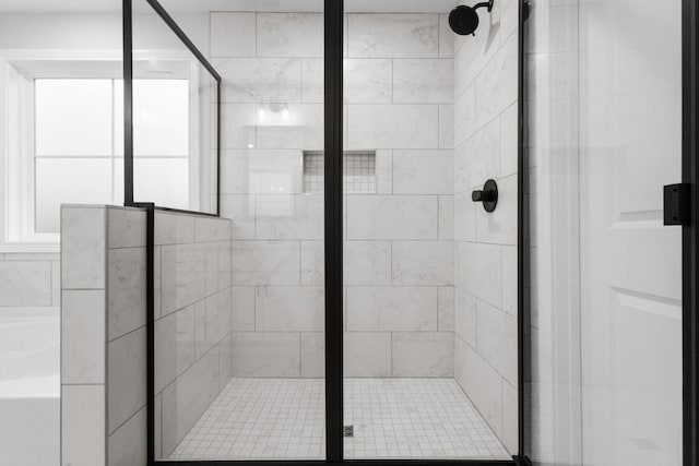 264 Kildeer Dr, Clarksville, TN 37040 - full bath with a stall shower and a bath