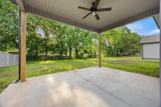 264 Kildeer Dr, Clarksville, TN 37040 - view of patio with a ceiling fan and view of wooded area