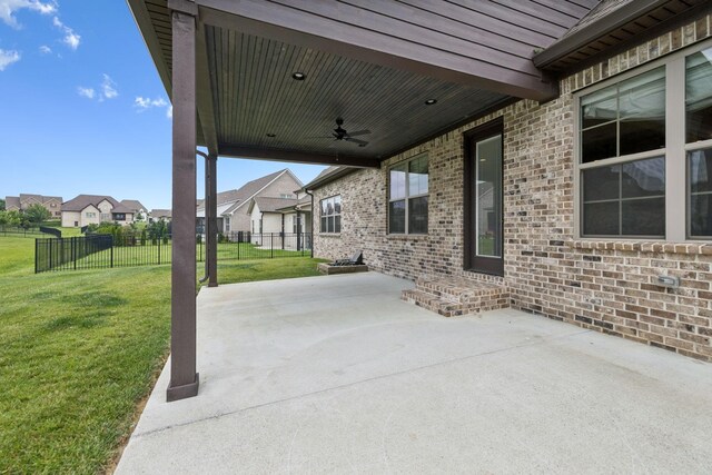 1712 Sorrell Park Dr, Spring Hill, TN 37174 - view of patio featuring ceiling fan and a residential view