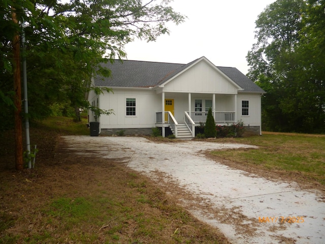 124 John Oliver Dr, Hohenwald, TN 38462 - photo 1