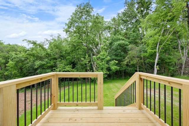174 Oak St, Clarksville, TN 37042 - deck with a yard