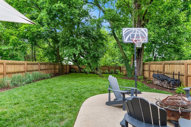 5540 Knob Rd, Nashville, TN 37209 - view of yard with an outdoor fire pit and a patio