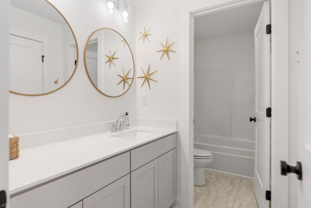 4042 Flowing Creek Dr, Franklin, TN 37064 - bathroom with vanity, toilet, and bathing tub / shower combination