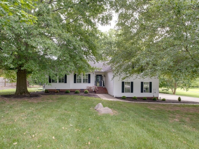 2999 Cages Bend Rd, Gallatin, TN 37066 - obstructed view of property with a front lawn and crawl space