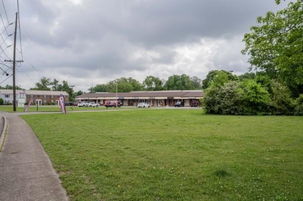 738 E Northfield Blvd, Murfreesboro, TN 37130 - photo 27