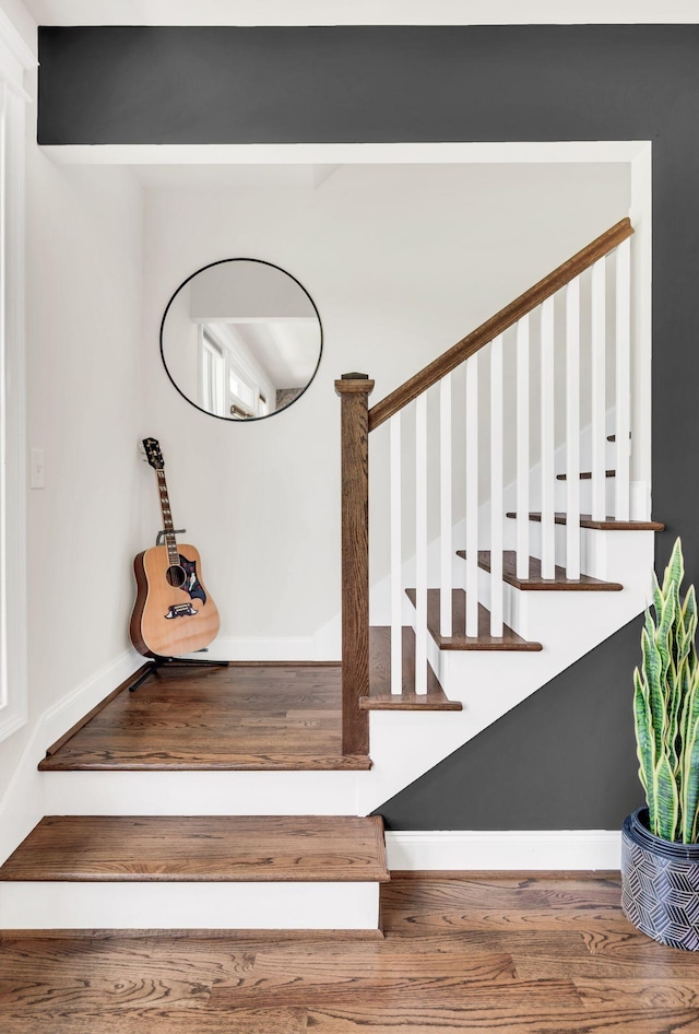 2734 Lakeland Dr, Nashville, TN 37214 - stairway featuring wood finished floors and baseboards