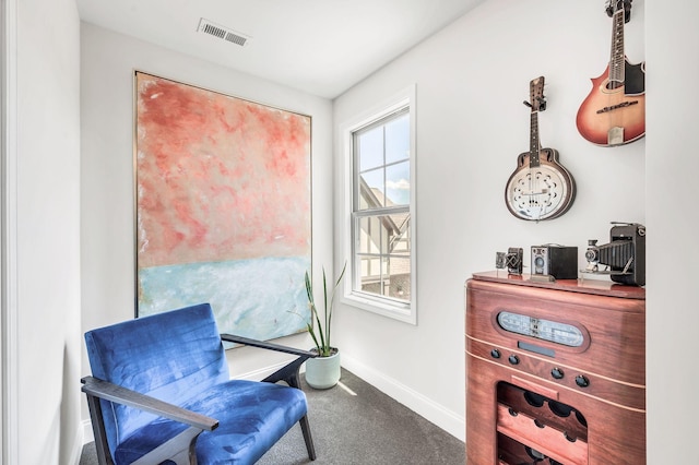 2734 Lakeland Dr, Nashville, TN 37214 - sitting room with carpet floors and baseboards