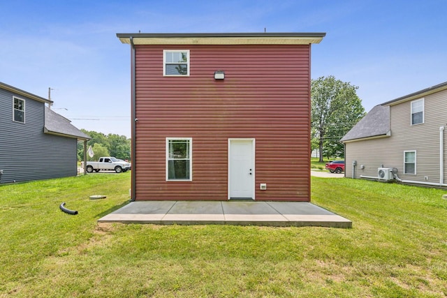 114 Eno Rd, Dickson, TN 37055 - rear view of property featuring a lawn and a patio