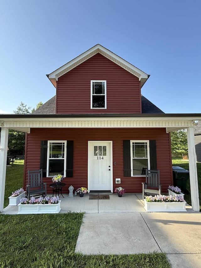 114 Eno Rd, Dickson, TN 37055 - view of front of home with covered porch and roof with shingles