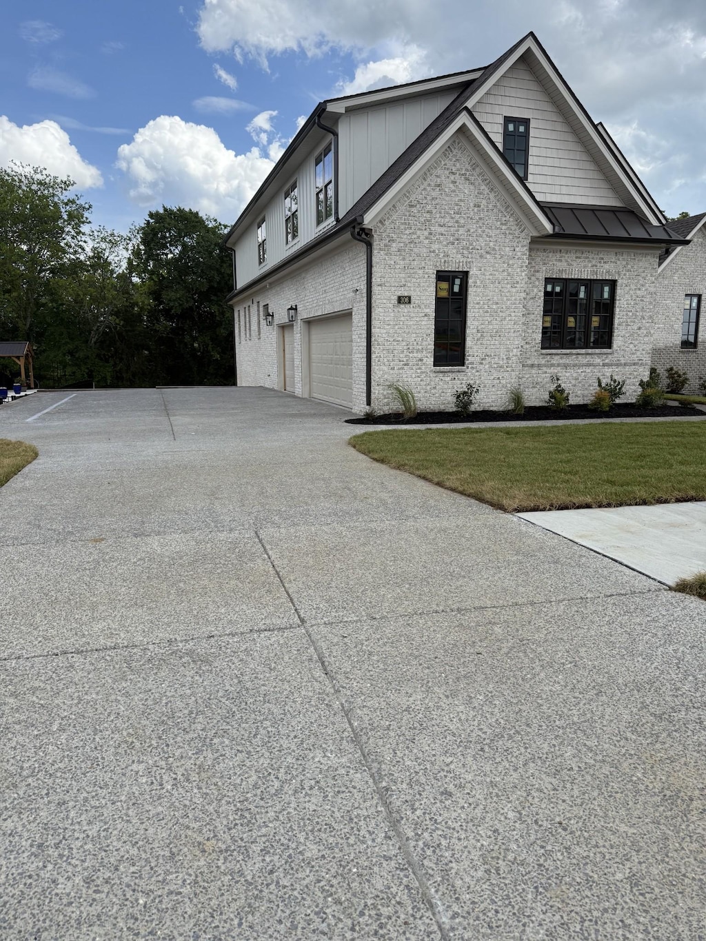 306 Oaks Xing, Lebanon, TN 37087 - photo 2
