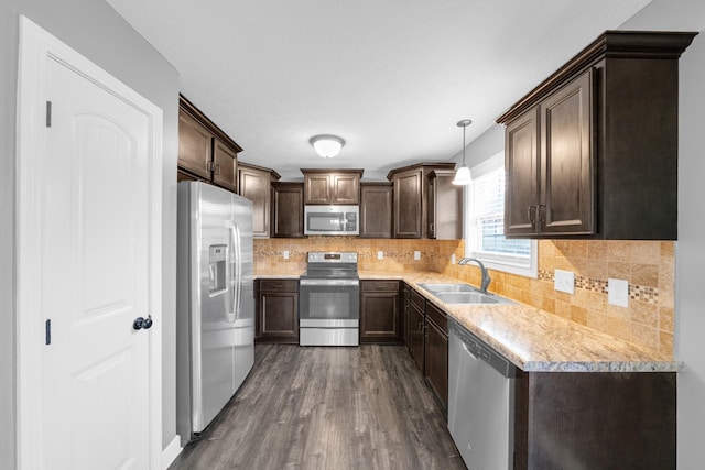 1064 Fuji Ln, Clarksville, TN 37040 - photo 13