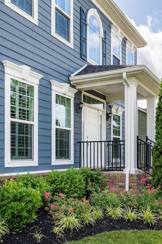 6050 Huntmere Ave, Franklin, TN 37064 - view of exterior entry with covered porch