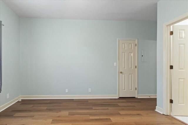 2101 Benton Hall Ct, Columbia, TN 38401 - unfurnished room with wood finished floors and baseboards