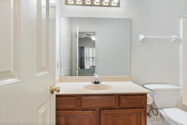 2101 Benton Hall Ct, Columbia, TN 38401 - bathroom with toilet and vanity