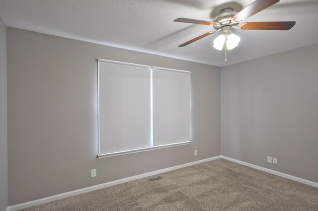 545 Donna Dr, Clarksville, TN 37042 - unfurnished room with ceiling fan, carpet, and baseboards