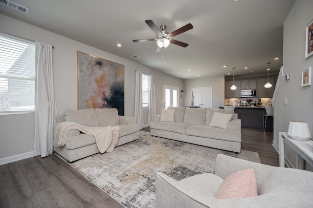 430 Burnley Way, Murfreesboro, TN 37128 - living room featuring dark wood-style flooring, ceiling fan, baseboards, and recessed lighting