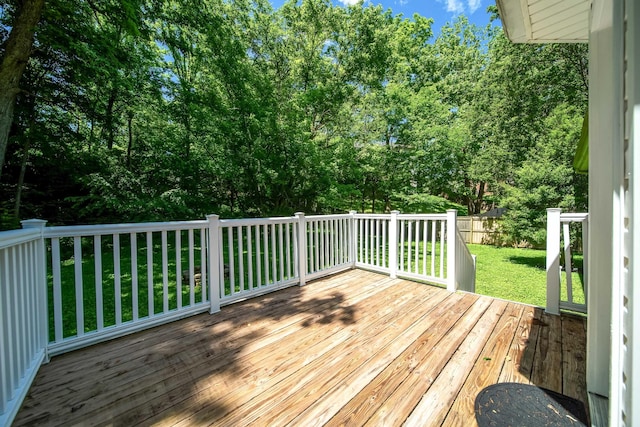 210 Apache Trl, White House, TN 37188 - view of wooden terrace