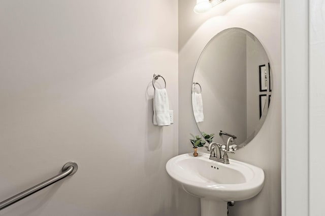 2034 Lincoln Rd, Spring Hill, TN 37174 - bathroom featuring a sink