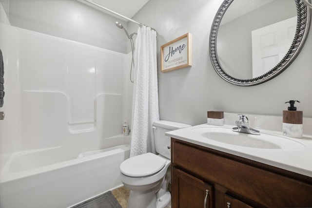 1179 Viewmont Dr, Clarksville, TN 37040 - bathroom with vanity, toilet, and shower / bath combo