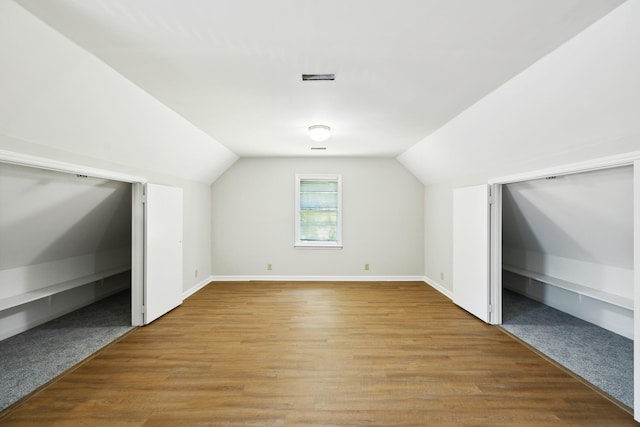 3031 Hartford Dr, Murfreesboro, TN 37129 - bonus room with vaulted ceiling, light wood finished floors, and baseboards