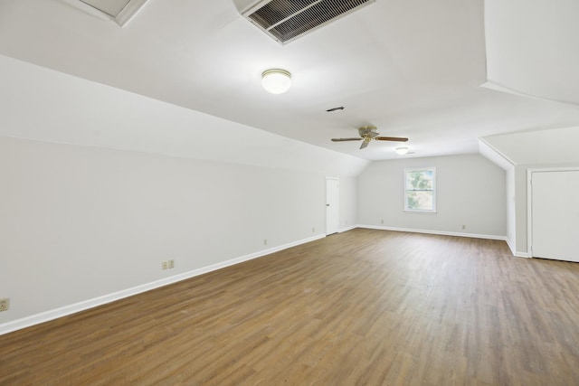 3031 Hartford Dr, Murfreesboro, TN 37129 - bonus room with wood finished floors, baseboards, lofted ceiling, and ceiling fan