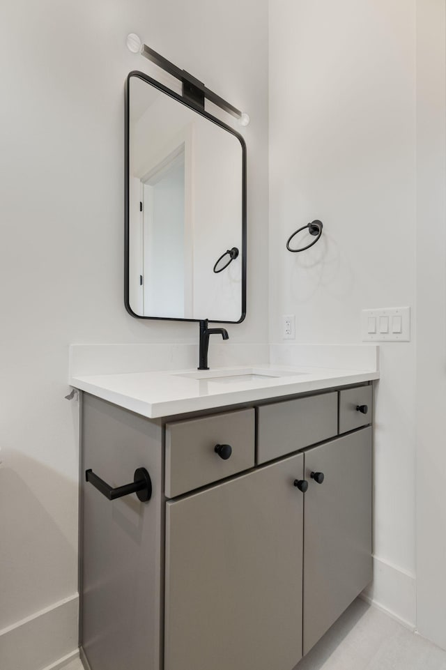 2801B W Kirkwood Ave, Nashville, TN 37204 - bathroom with baseboards and vanity