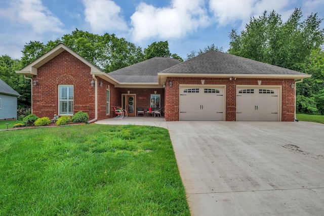 708 Valencia Dr, Clarksville, TN 37043 - photo 1