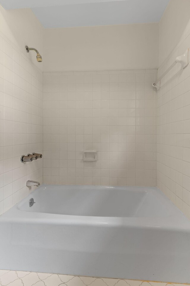 7125 Bidwell Rd, Joelton, TN 37080 - bathroom featuring washtub / shower combination