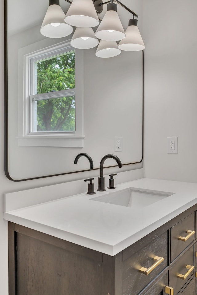 1192 Dalemere Dr, Nashville, TN 37207 - bathroom featuring vanity