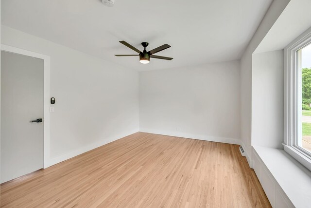 1192 Dalemere Dr, Nashville, TN 37207 - spare room with light wood-style floors, a ceiling fan, and a smoke detector