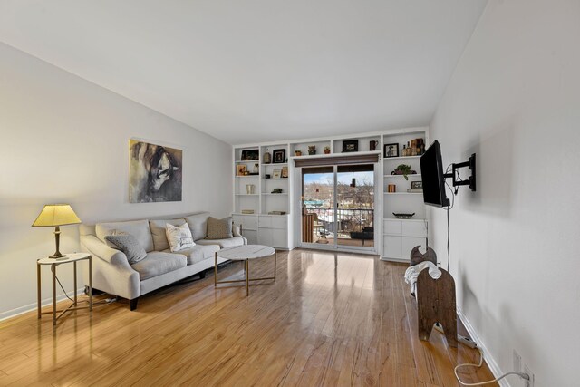 4425 Westlawn Dr Unit A301, Nashville, TN 37209 - living area featuring light wood-type flooring and baseboards
